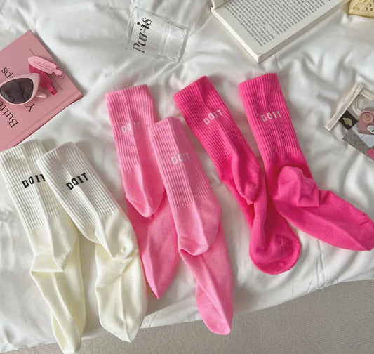 Women’s spring socks